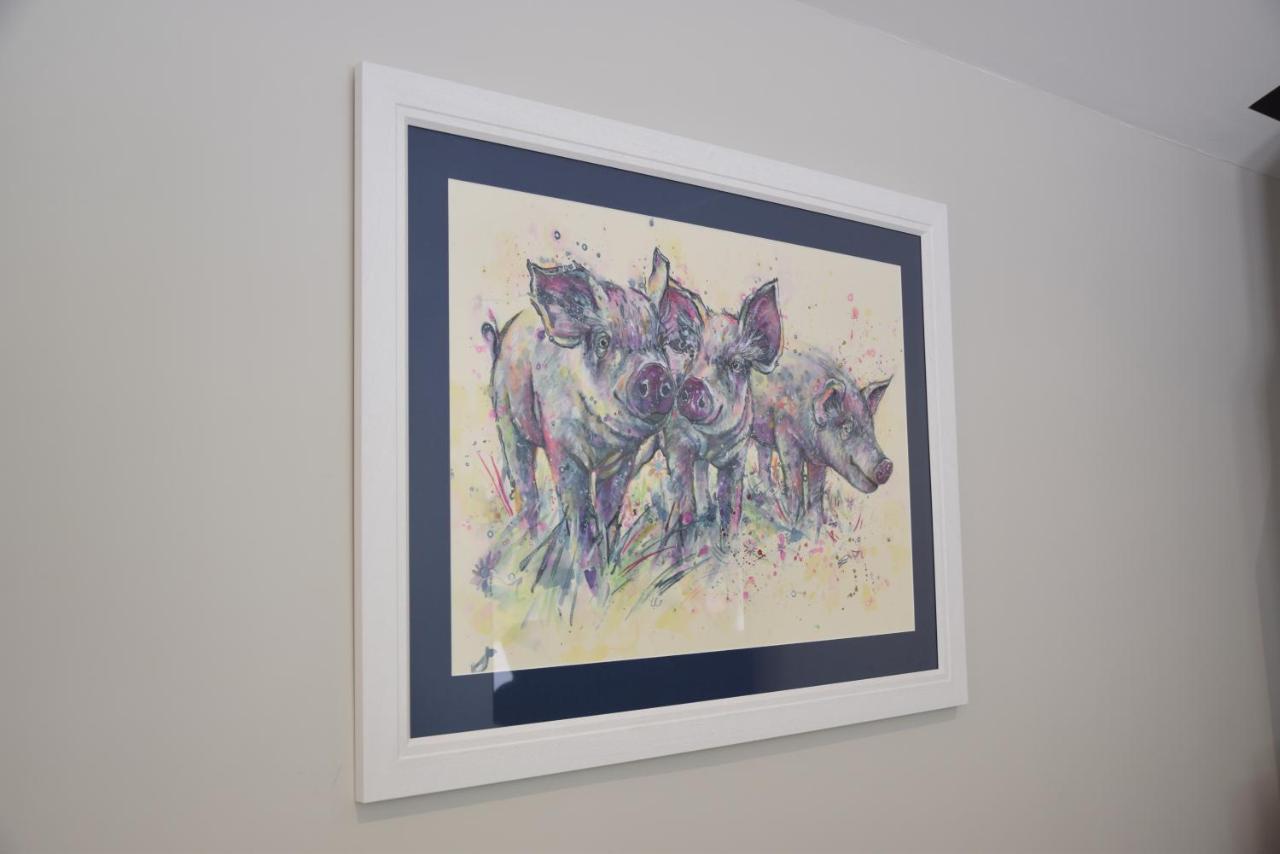 The Piglets Villa Woodbridge Ngoại thất bức ảnh
