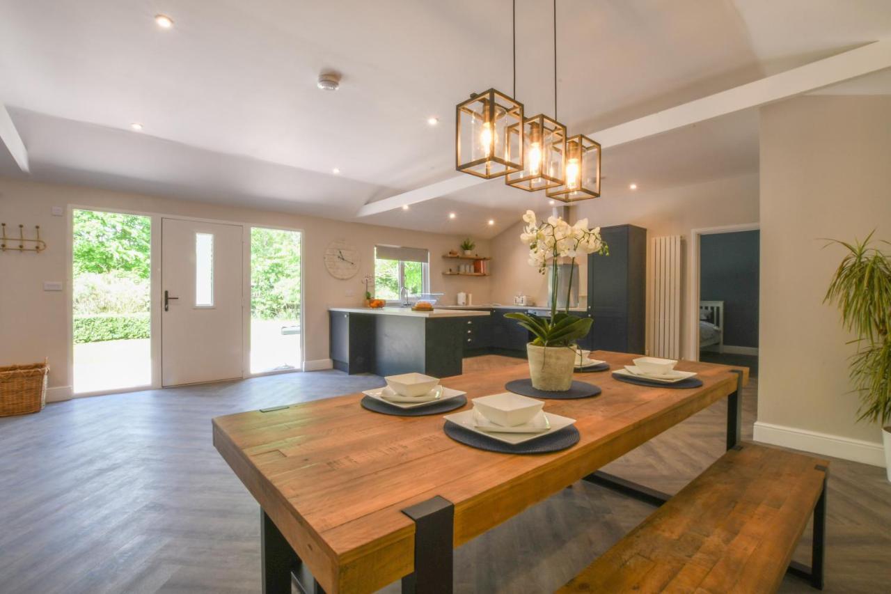 The Piglets Villa Woodbridge Ngoại thất bức ảnh